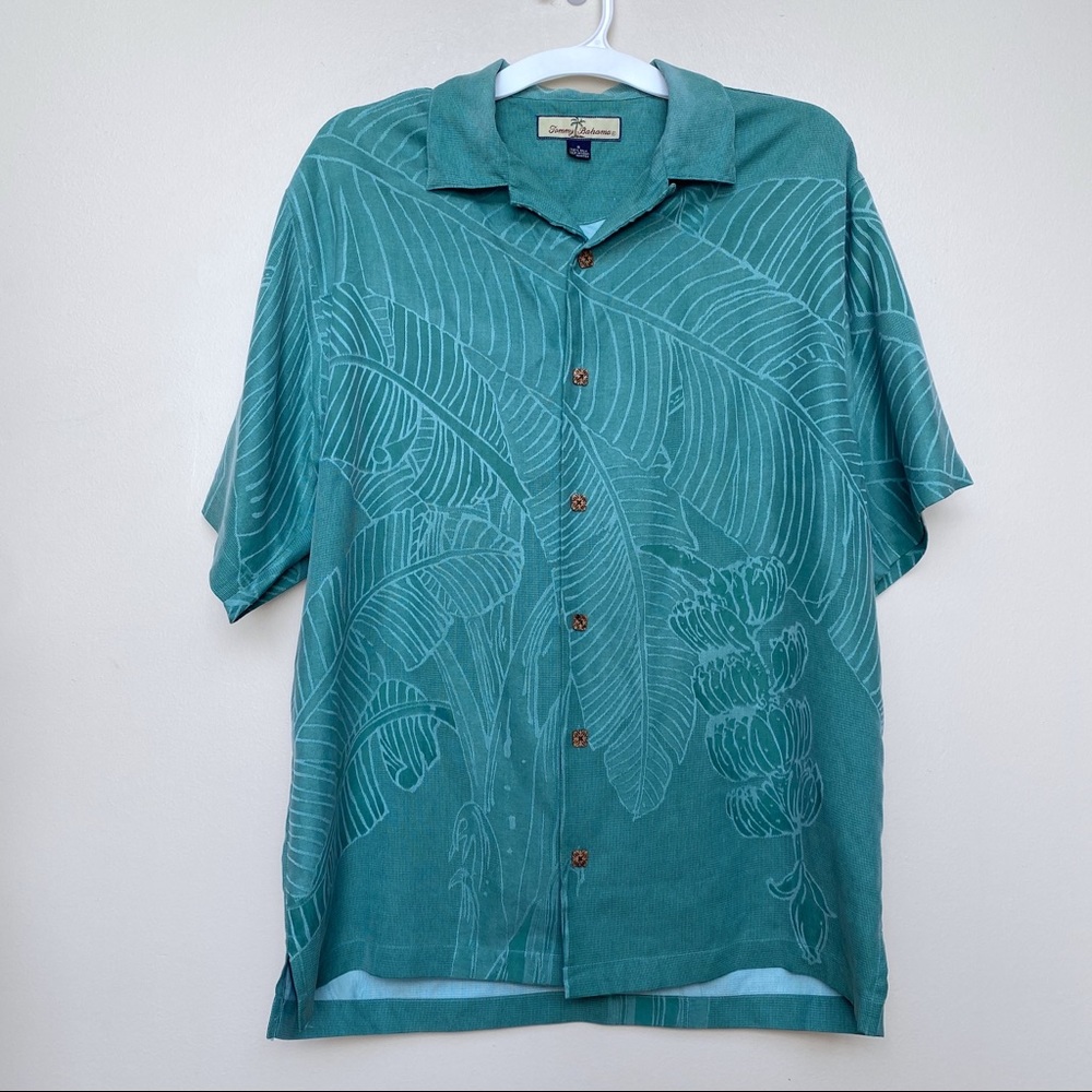 🛑3/$15 Tommy Bahama 100% Silk Shirt
